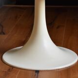 Tulip stool