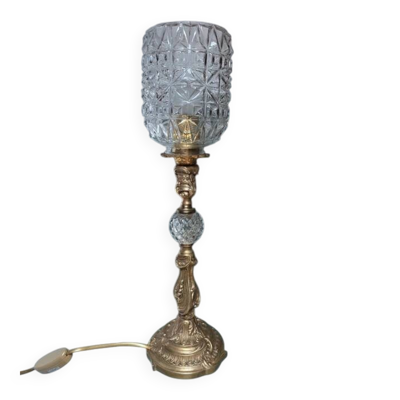 Lampe pied laiton et boule de verre, globe en verre ciselé vintage
