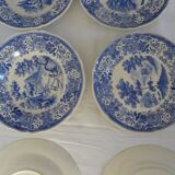 6 assiettes faience ancienne  434 112 Villeroy boch burgenland bleu