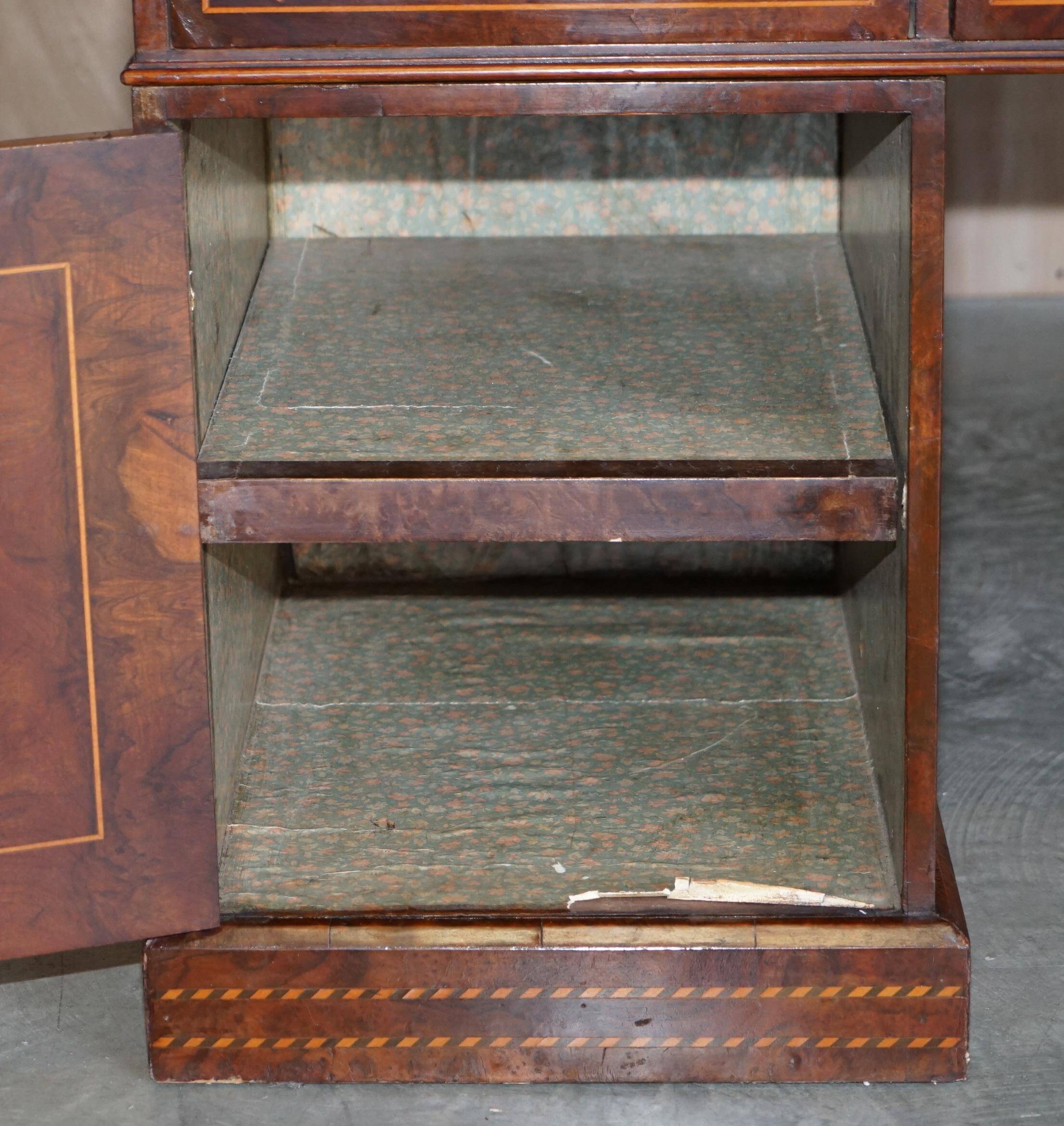 Bureau à caissons jumelés double face avec marqueterie hollandaise antique