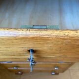 Wooden dresser 5 drawers