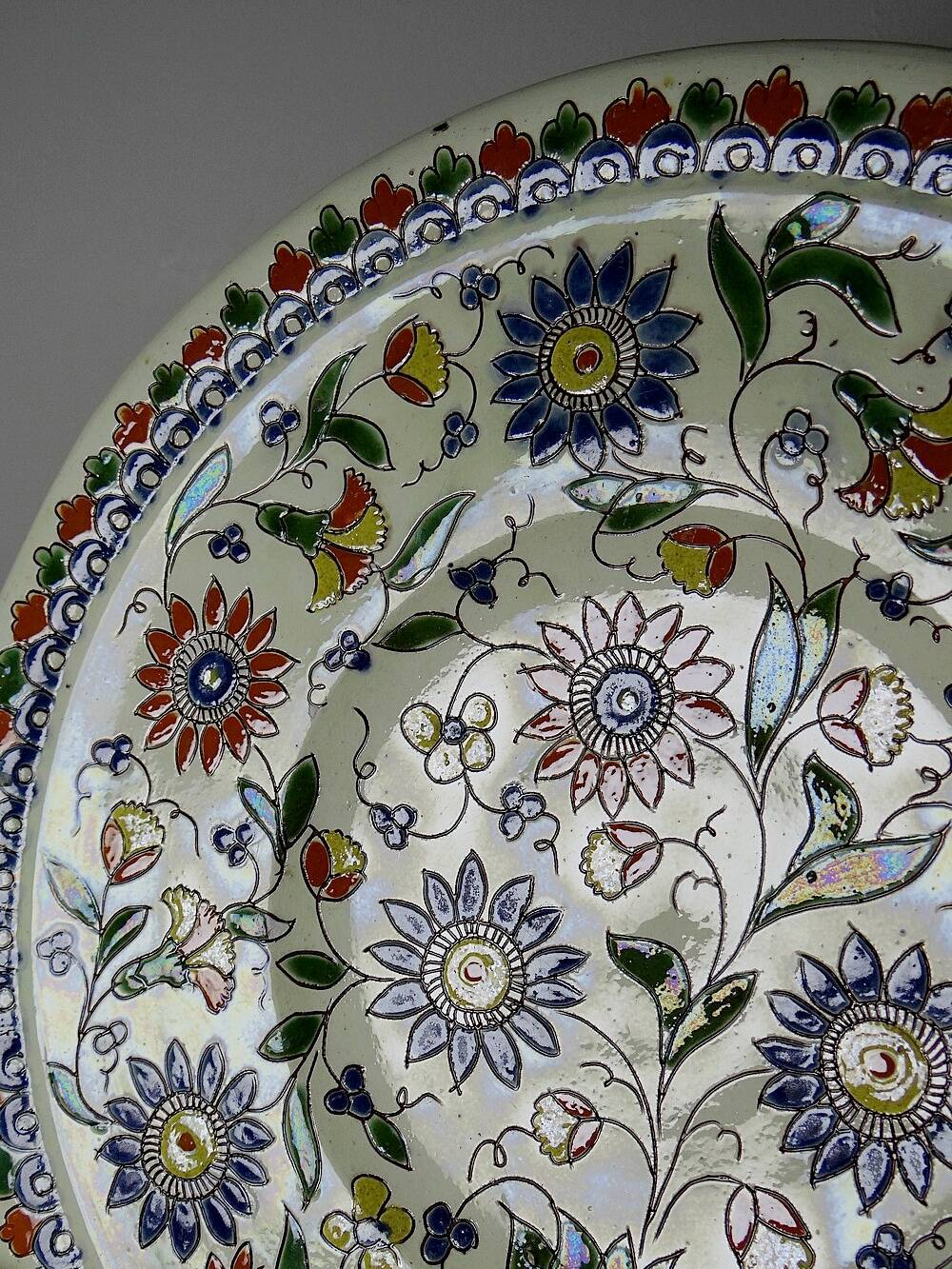 Plat émaux de Thoune signé Schoch-Läderach ancien Suisse artisanal & rare