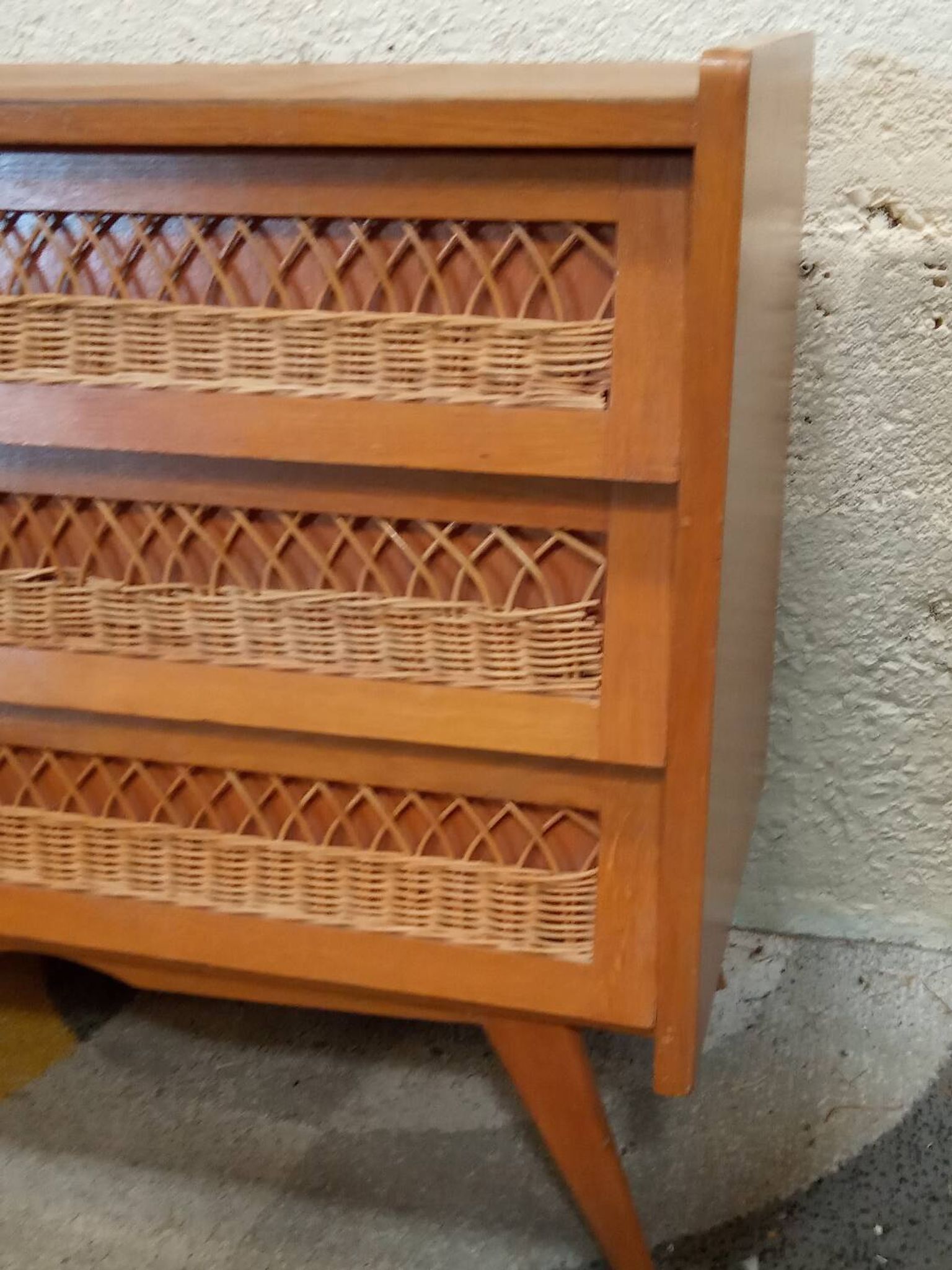 Wooden and rattan chest of drawers from the 50s/60s