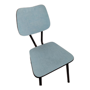 Chaise en formica bleu