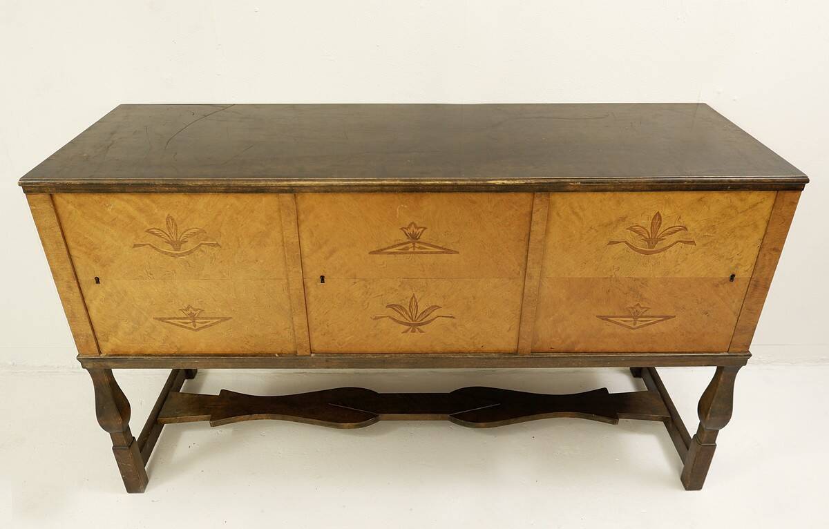 Buffet suédois en bouleau Art Déco Intarsia ,Carl Malmsten,Haga modèle 1930s