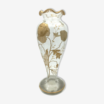 Vase art nouveau avec décor peint de coquelicots et de papillon 1900