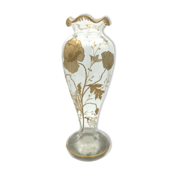 Vase art nouveau avec décor peint de coquelicots et de papillon 1900