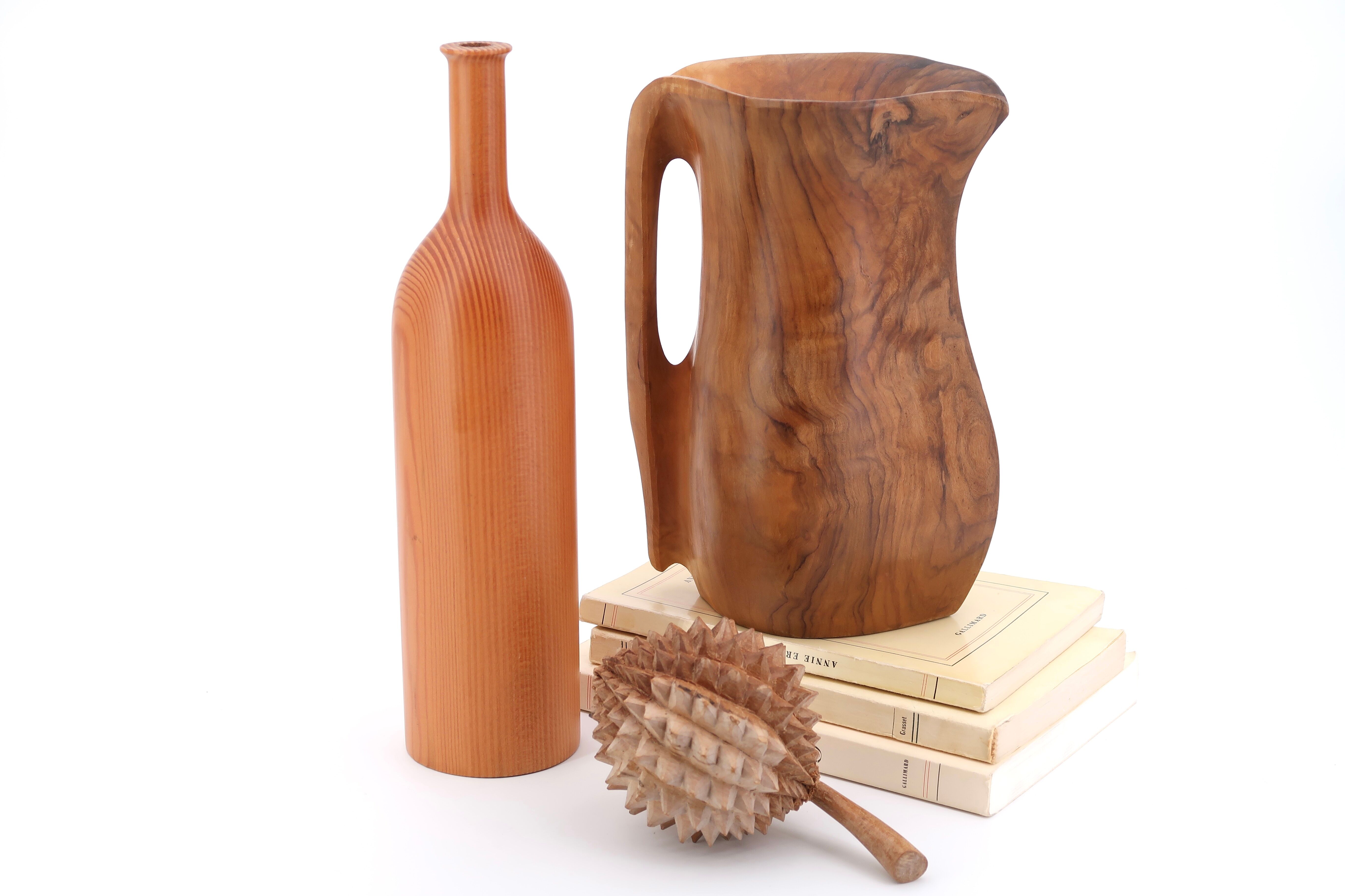 Oregon pine wood bottle vase, 70s