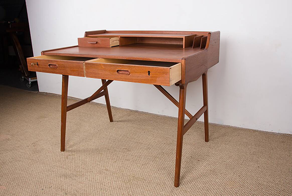 Danish teak desk, model 56, by Arne Wahl Iversen/Vinde Mobelfabrik.