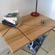 Table d'appoint vintage en métal doré avec range magazines/disques vinyles et plateau bois original
