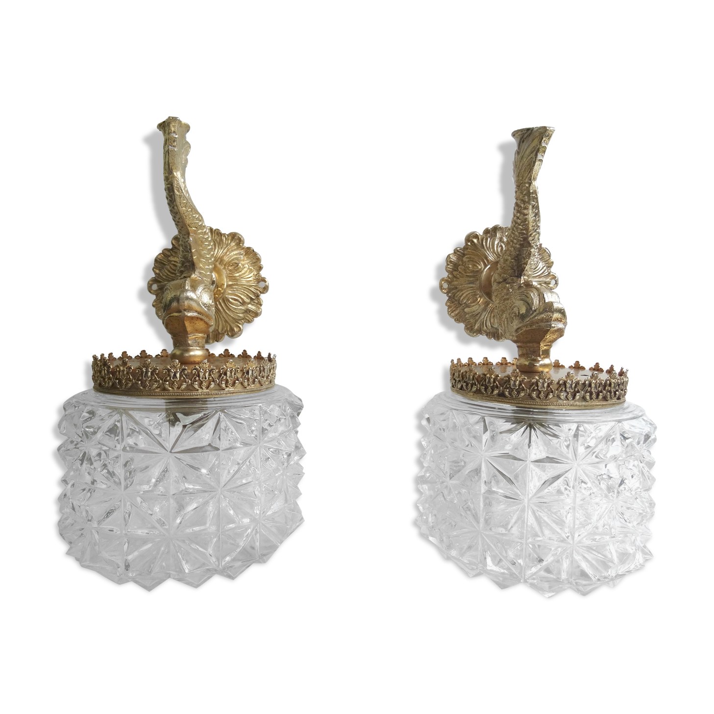 Pair of wall appliques brass fish glass