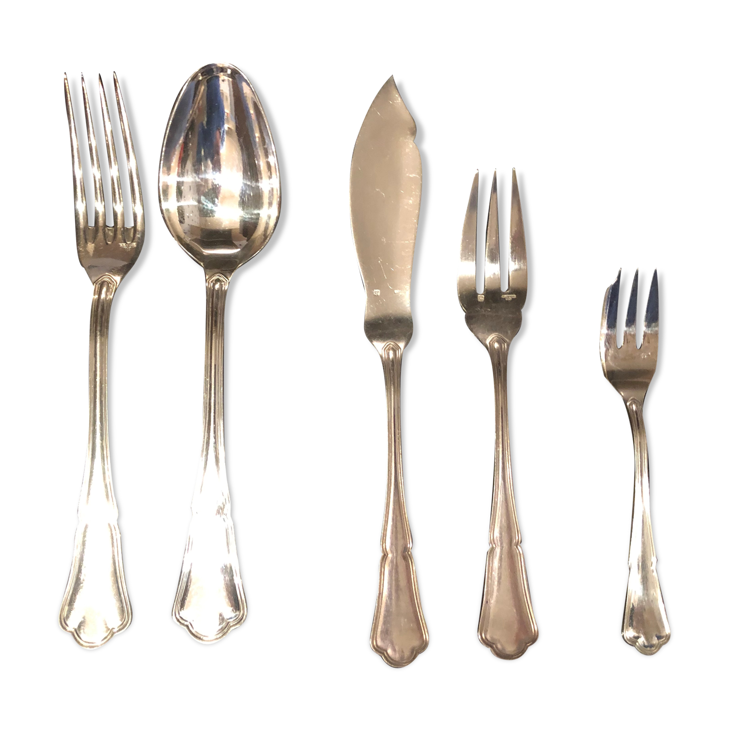 Housewife Ercuis in silver metal model with trilobed net 66 pieces