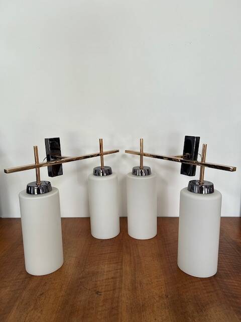 Pair of wall lights in gilded metal and opaline glass