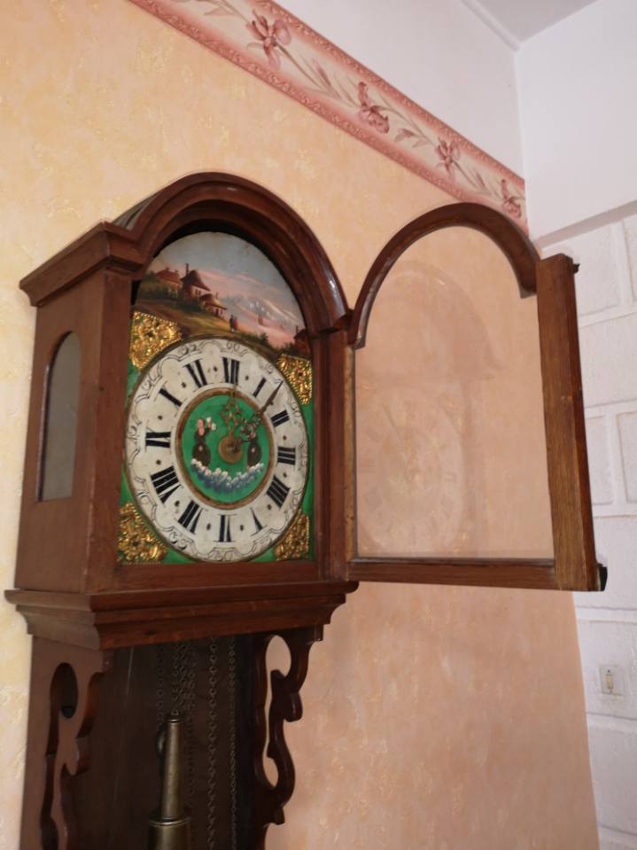Pendule mouvement horloge hollandaise dite chaise époque 18eme