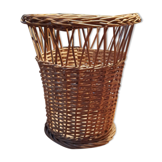 Wicker paper basket