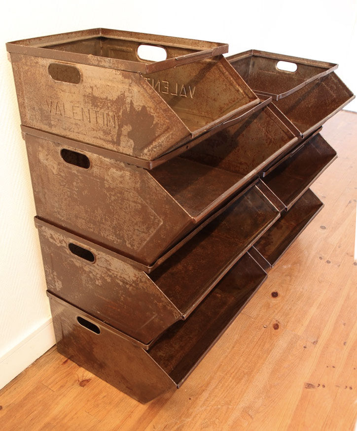 Set of 7 metal industrial lockers with spout "Valentini Lyon"