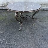 Coffee table in wrought iron and marble top