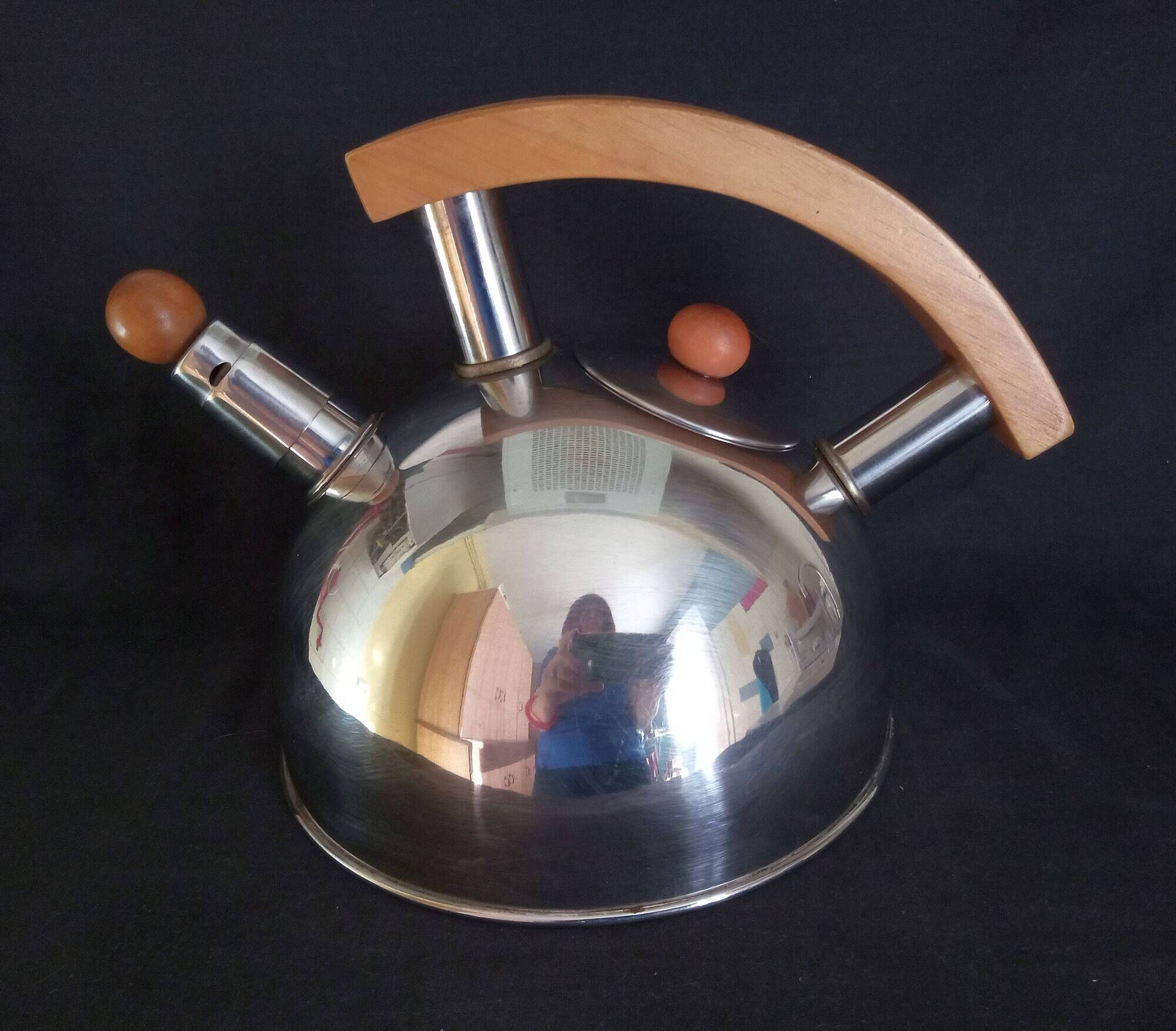 Art Deco manual kettle in stainless steel and wood, cap. 2L, 1930s
