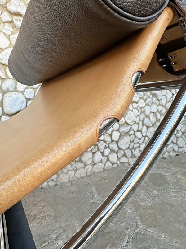 LC4 Cassina x Louis Vuitton édition limitée n° 0355/1000 – Charlotte Perriand & Le Corbusier