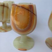 lot 6 verres à pied vin gobelet en pierre albâtre verte