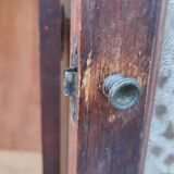 Wall-mounted medicine cabinet