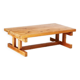 Scandinavian coffee table in solid pine 70's