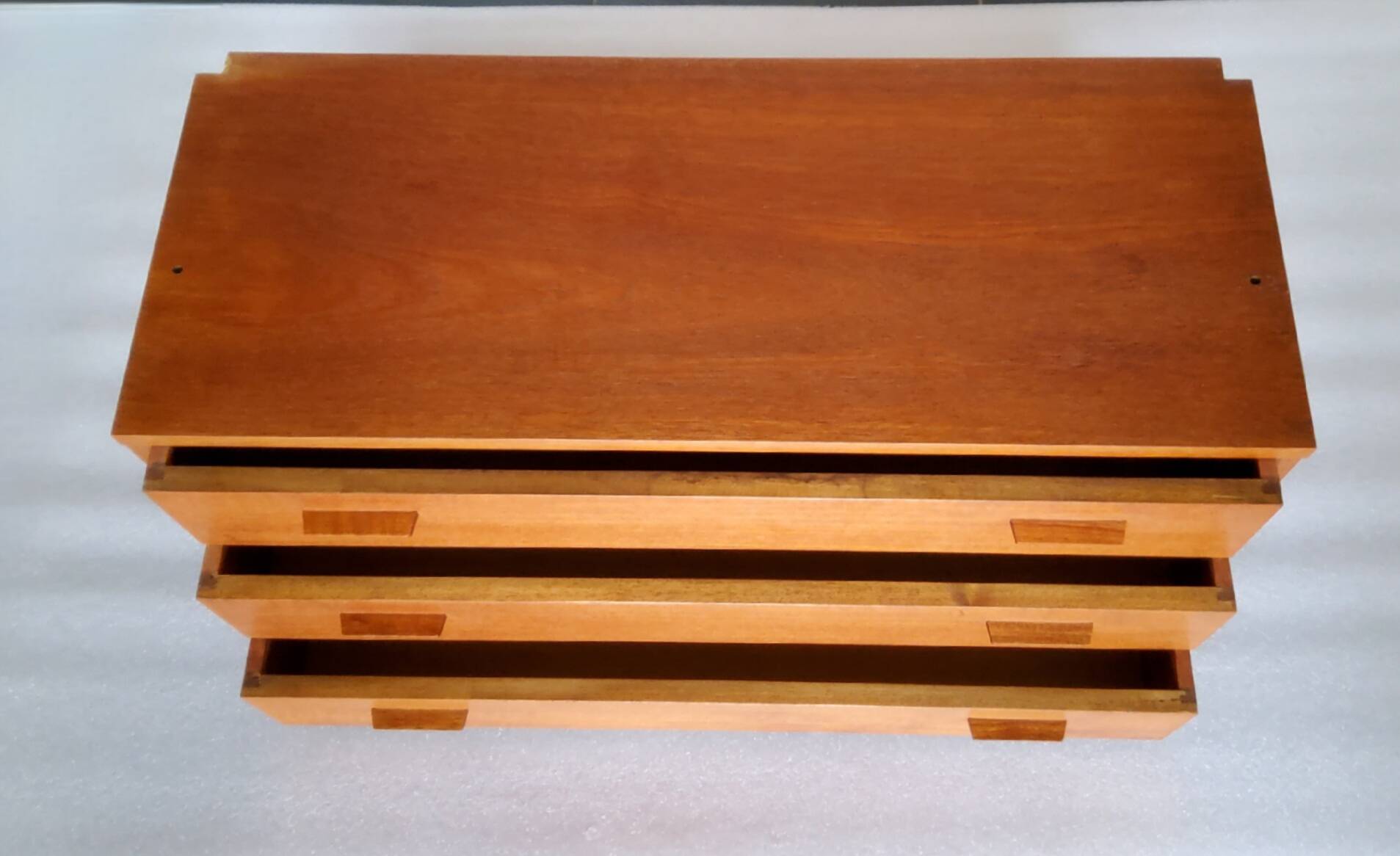 Modular Scandinavian wall shelf – Danish design from the 1970s