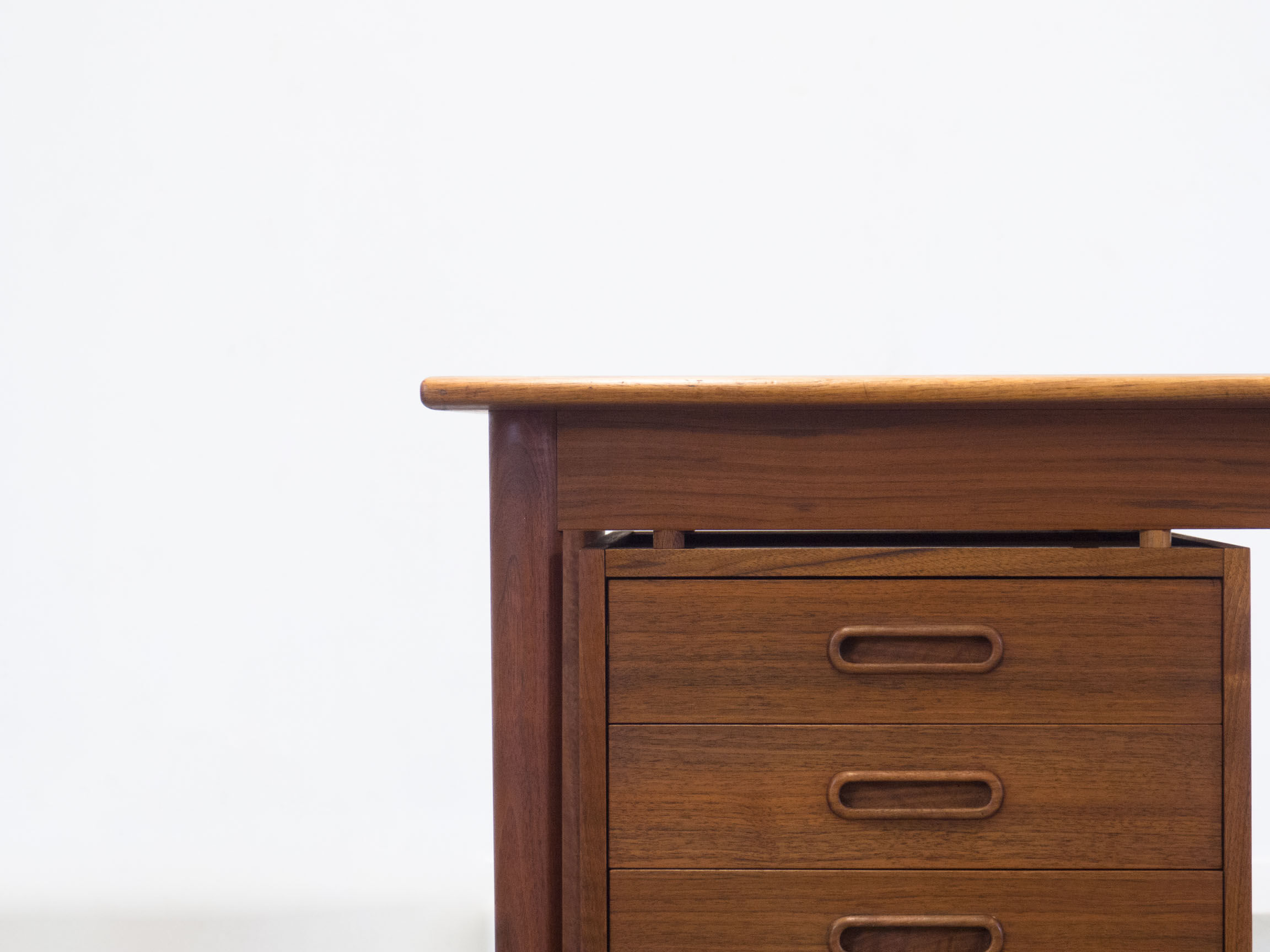 Säffle Möbelfabrik vintage walnut desk