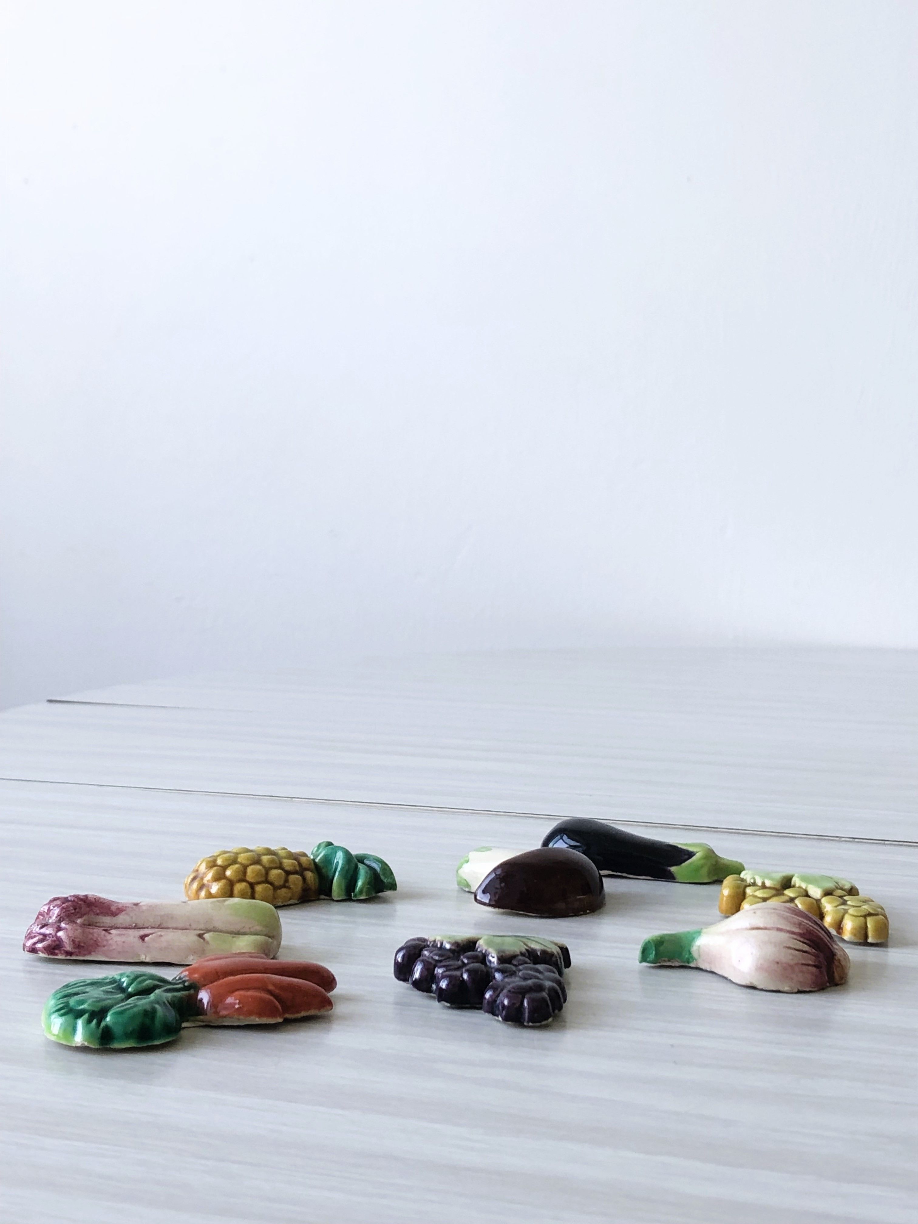 Set of Vallauris fruit and vegetable knife holders