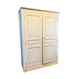 Pantorned cupboard