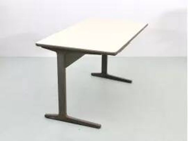 Petit bureau Action office de George Nelson pour Mobilier international