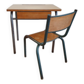 Bureau et chaise d'écolier vintage