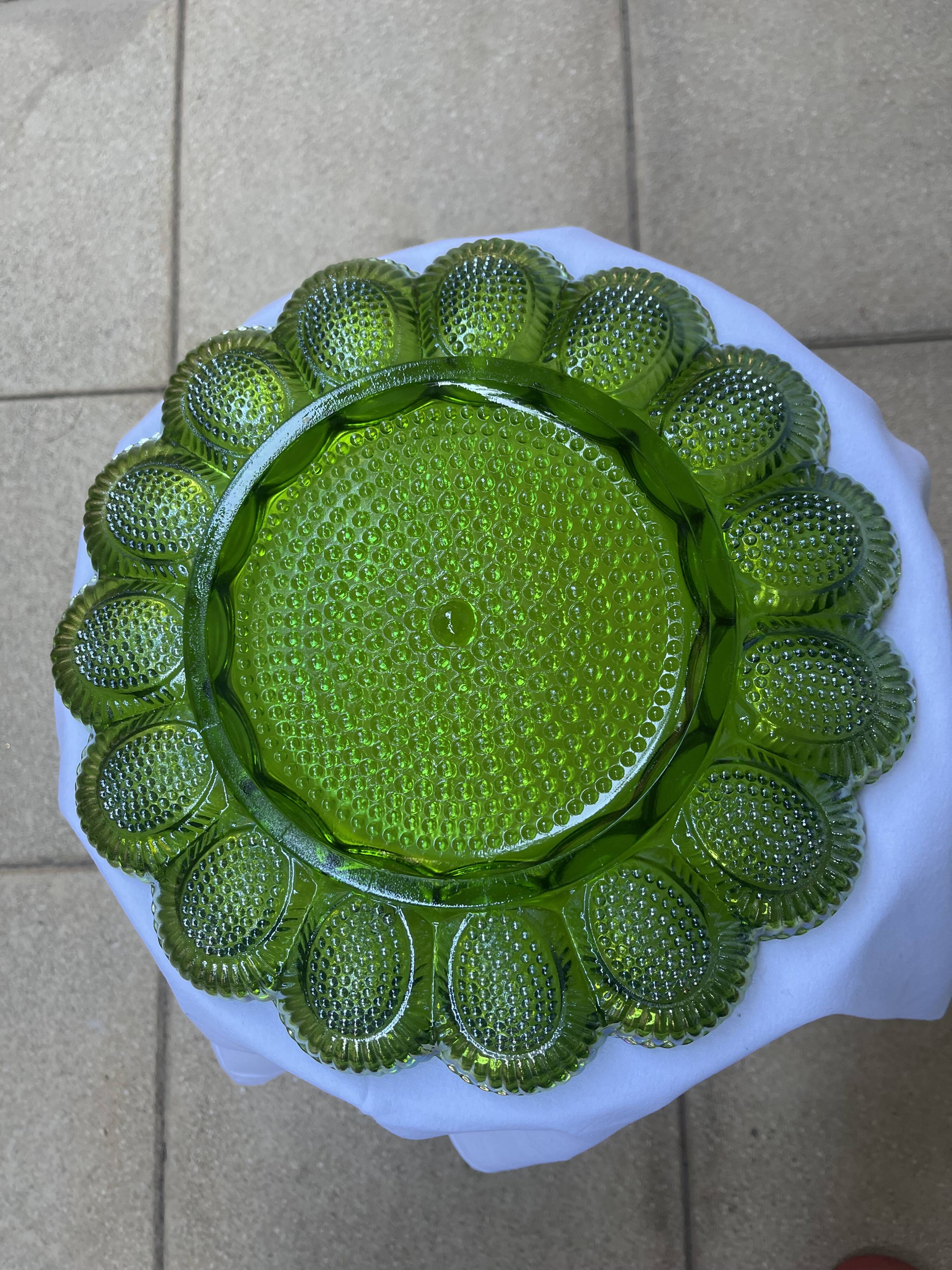 Presentation plate for stuffed eggs/oysters in studded glass