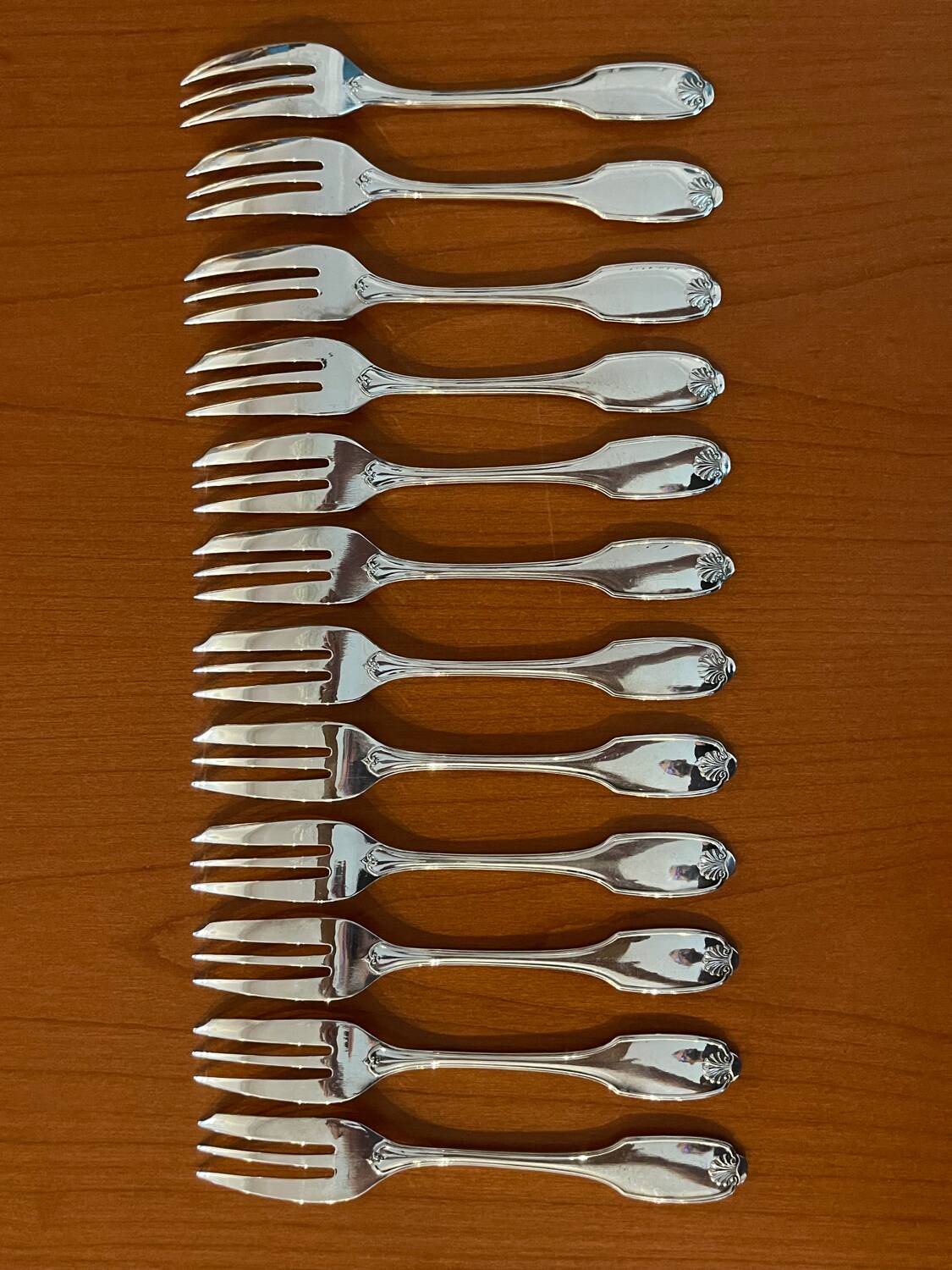 Christofle 12 cake forks 15.5 cm very good condition