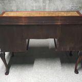 Bureau ancien en merisier et cuir vert