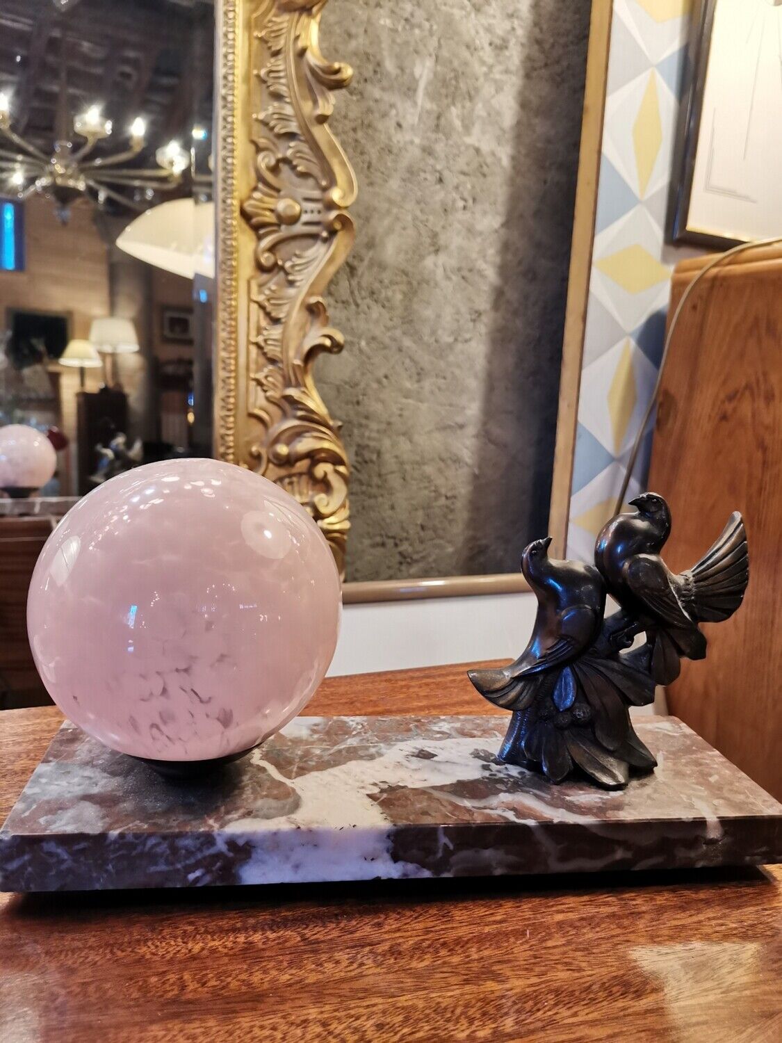 Art deco bedside lamp decorated with doves