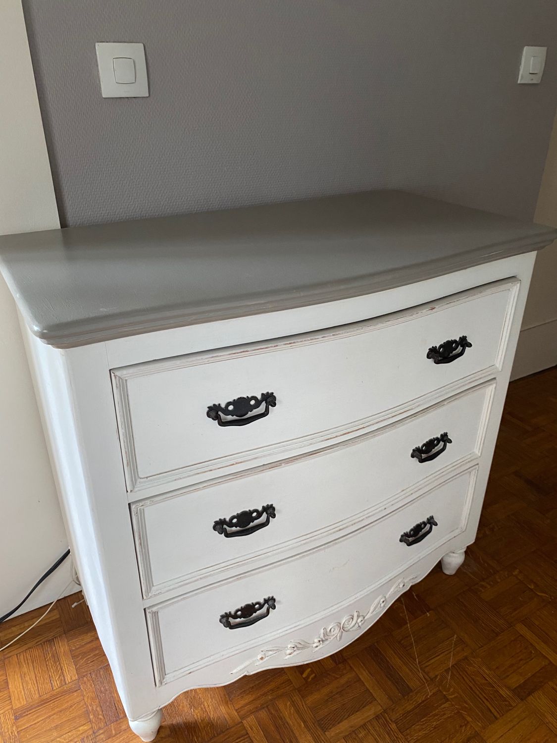 Roche Bobois pine chest of drawers Chambord linen and taupe style