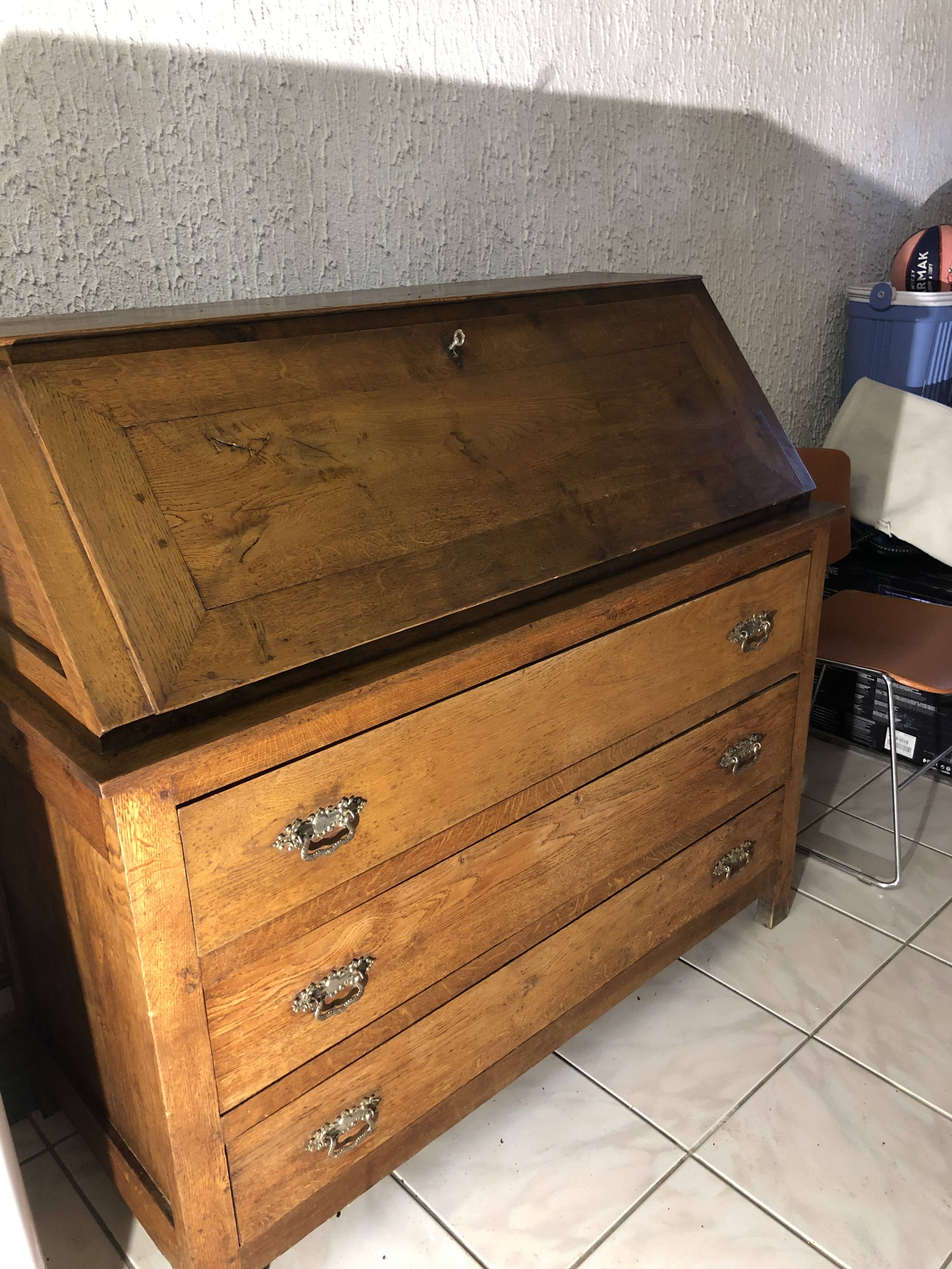 Commode, secrétaire en bois massif