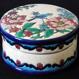 Bonbonnière, ceramic enamels from LONGWY with décor referenced by Maurice CHEVALLIER, model AUBADE!