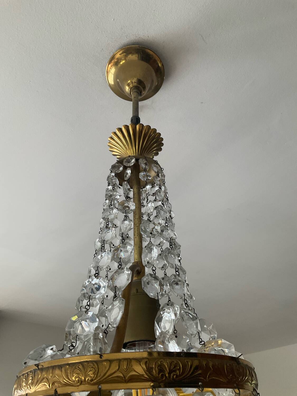 Hot air balloon chandelier with crystal and brass tassels