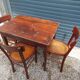 Table bistrot et ses trois chaises