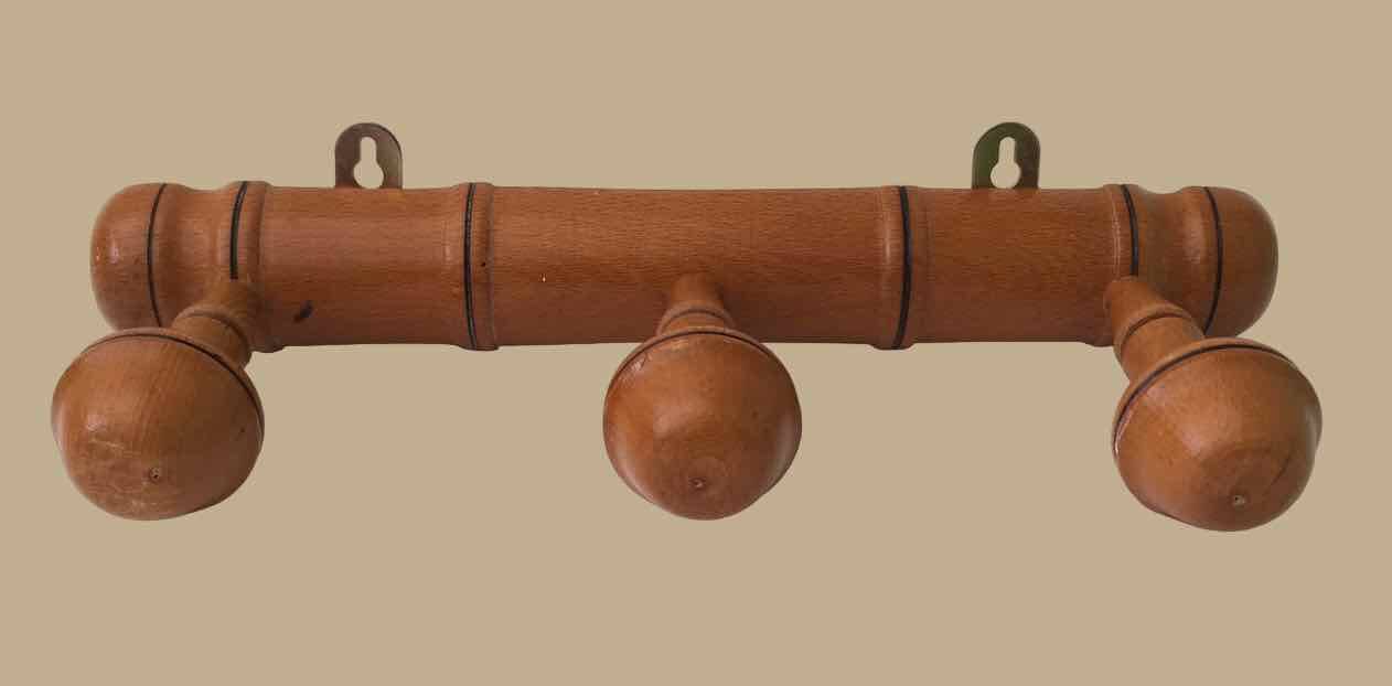 Bamboo-style wall-mounted coat rack