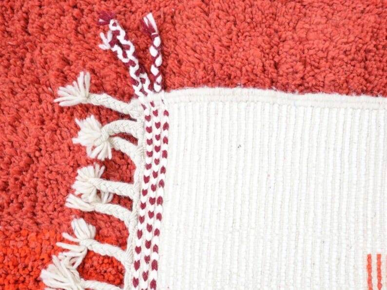 Wool rug, size 200 x 300 cm