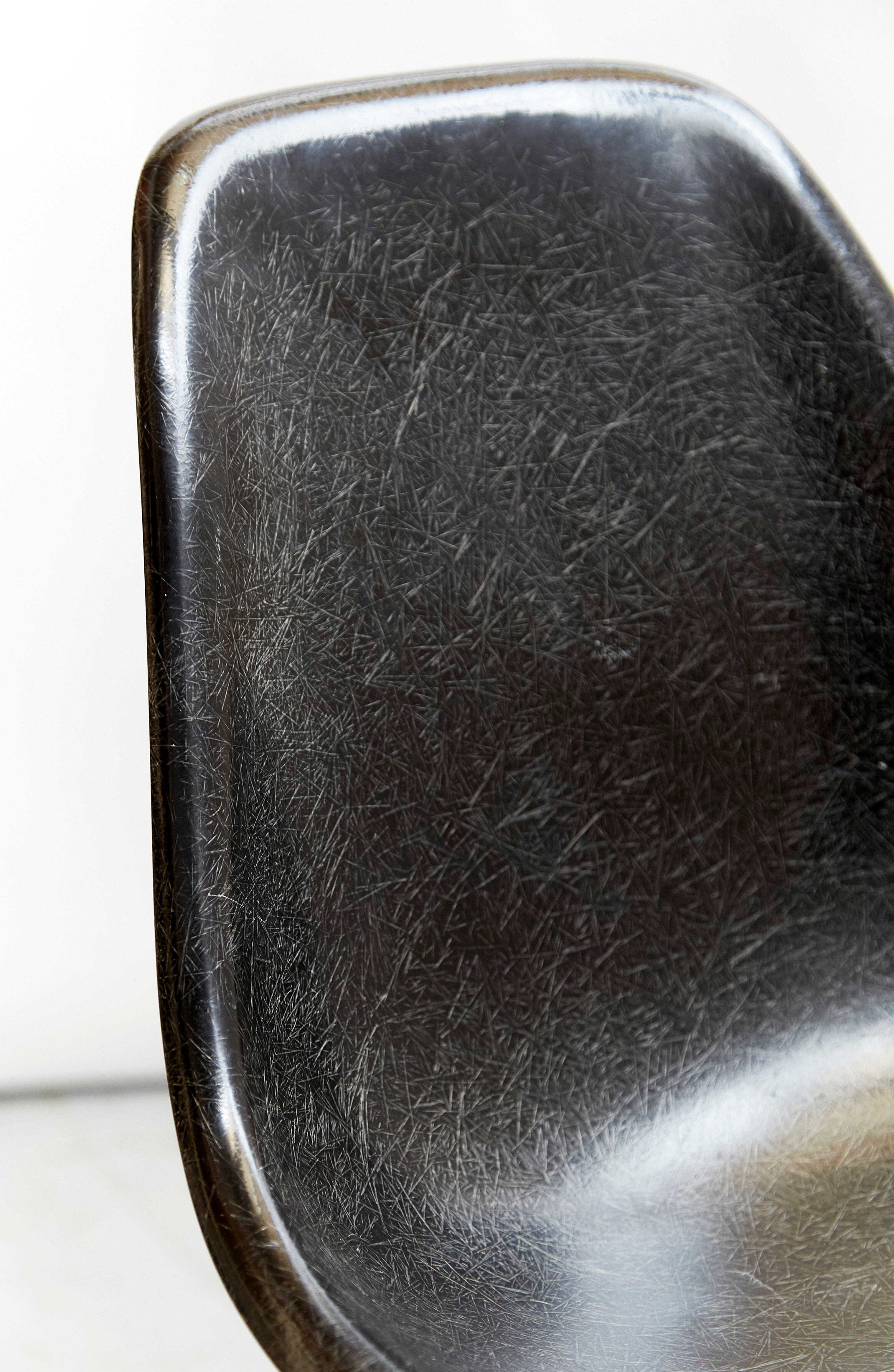 DSS chair by Charles & Ray Eames for Vitra/Herman Miller