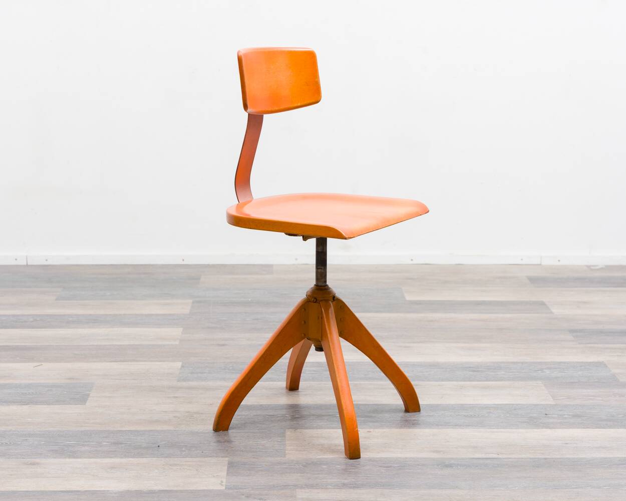 Office chair/architect's chair with industrial design,