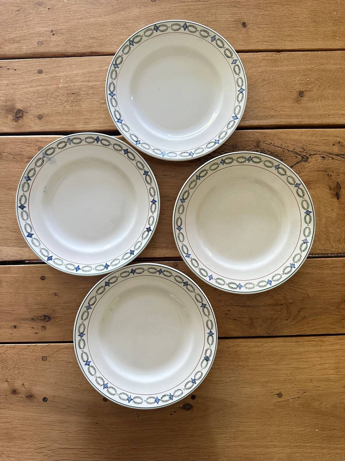 4 flat iron earth plates