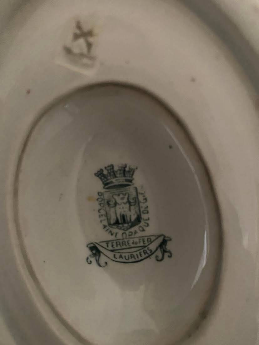 Ironstone sauce boat model Laurels.