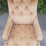 Large faauteuil crapaud  capitonnés