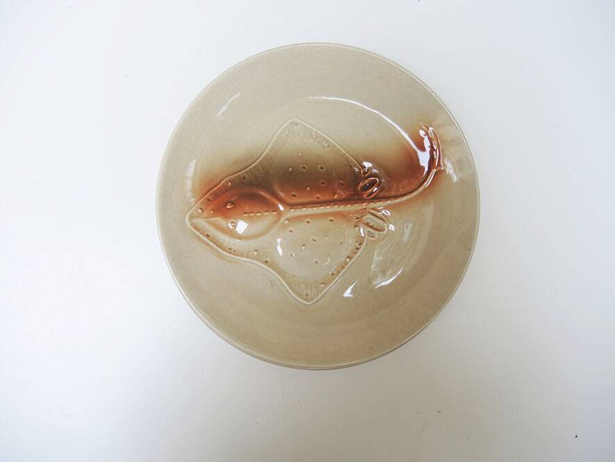 7 old saint amand fish plates