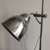 Articulated desk lamp